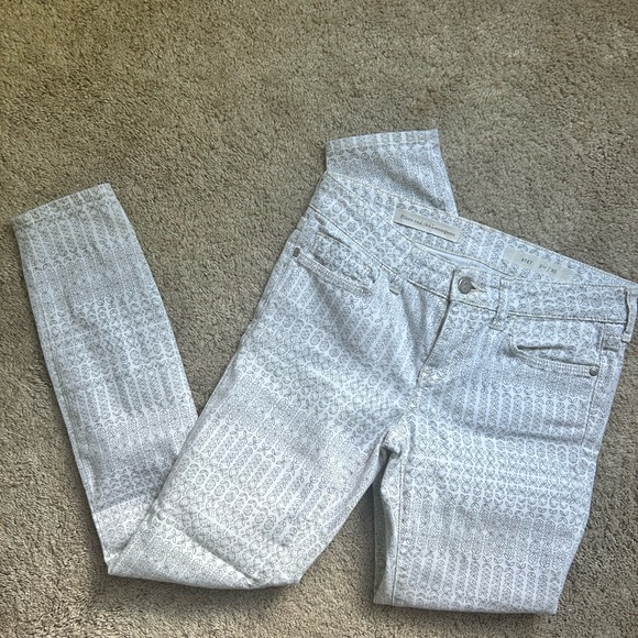 Pilcro and the Letterpress White Patterned Jeans - Picture 1 of 2